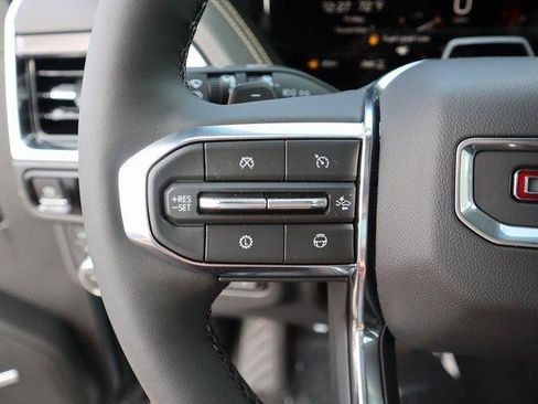 New 2026 GMC Yukon XL Elevation image 34