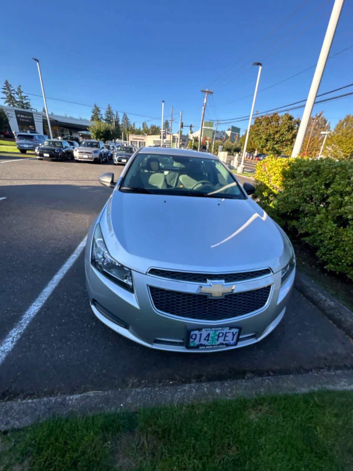 Used 2013 Chevrolet Cruze LS FWD image 11