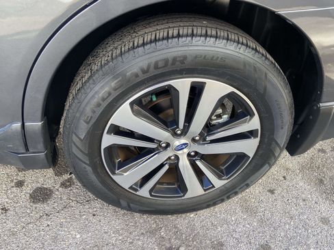 Used 2018 Subaru Outback 2.5i Limited image 32