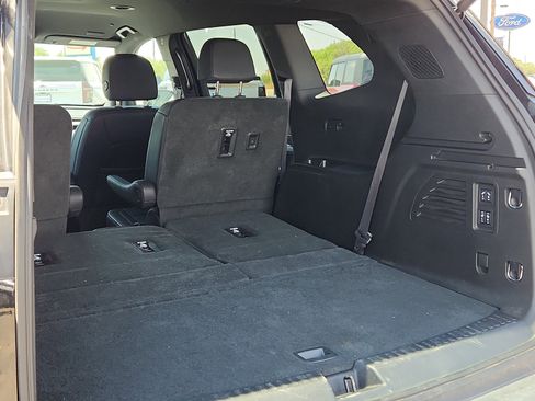 Used 2025 Buick Enclave Preferred w/ Power Package FWD image 8