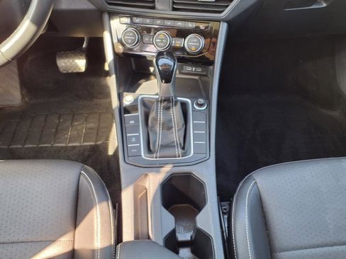 Used 2023 Volkswagen Jetta SE image 56