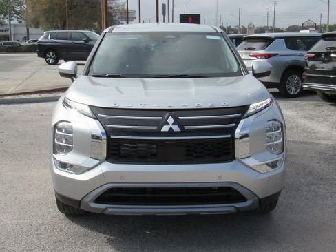 New 2026 Mitsubishi Outlander SE FWD image 7