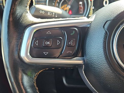 Used 2021 Jeep Wrangler Unlimited Sahara AWD/4WD image 19