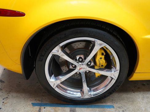 Used 2011 Chevrolet Corvette Grand Sport w/ Preferred Equipment Group image 64