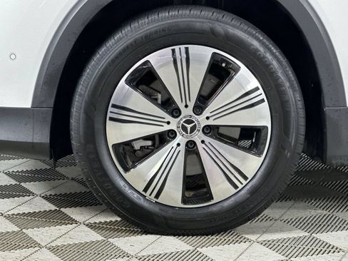 Certified 2024 Mercedes-Benz EQB 250+ image 33