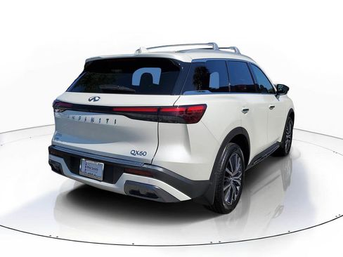 Used 2023 INFINITI QX60 Sensory w/ Vision Package AWD/4WD image 6