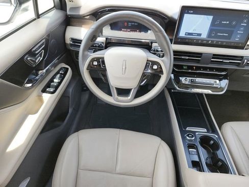 Used 2024 Lincoln Corsair Grand Touring w/ Equipment Group 301A AWD/4WD image 18