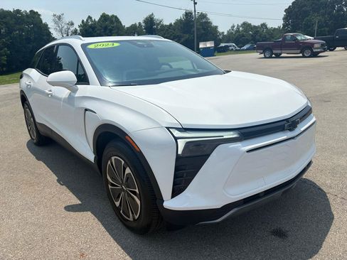 Used 2024 Chevrolet Blazer EV LT AWD/4WD image 1