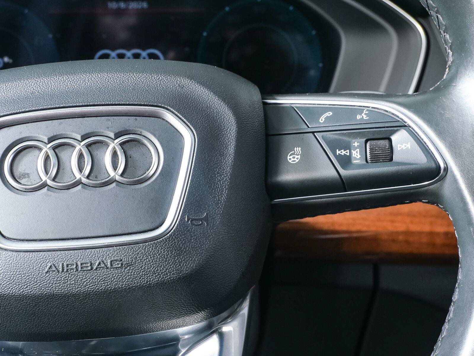Used 2023 Audi Q5 2.0T Prestige w/ Prestige Package AWD/4WD image 12