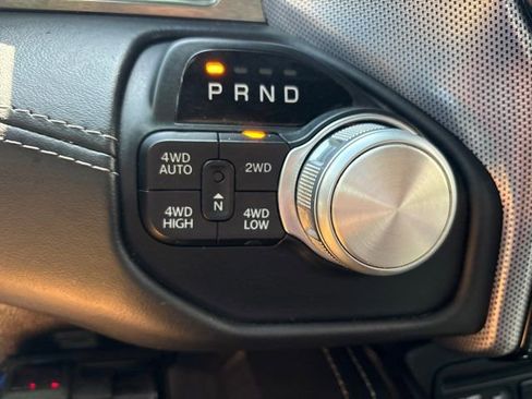 Used 2019 RAM 1500 Limited AWD/4WD image 34