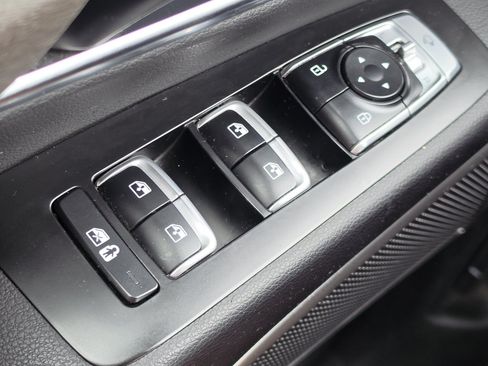 Used 2022 Kia Telluride EX w/ EX Premium Package FWD image 15