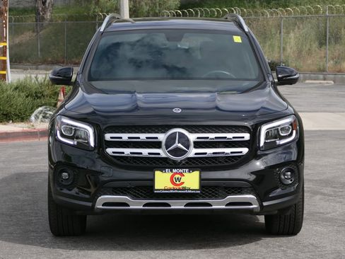 Used 2023 Mercedes-Benz GLB 250 image 8
