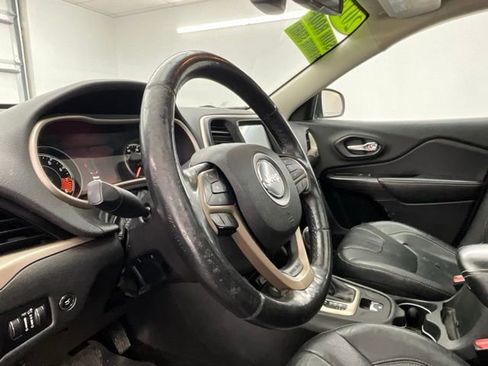 Used 2014 Jeep Cherokee Limited w/ Luxury Group image 13