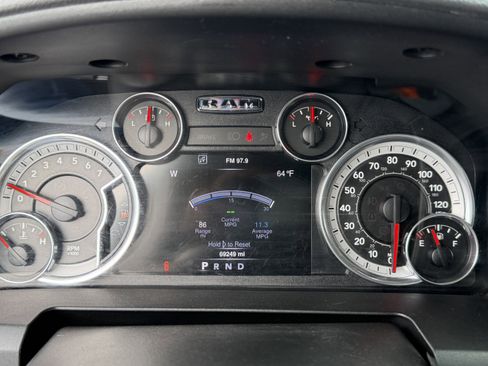 Used 2016 RAM 2500 Power Wagon w/ Luxury Group AWD/4WD image 15