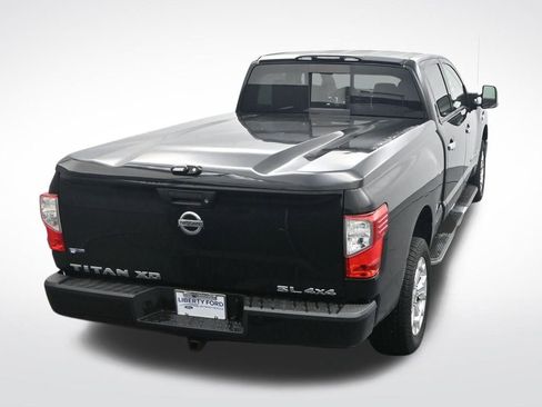 Used 2016 Nissan Titan SL image 28