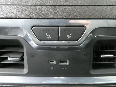 Certified 2023 GMC Sierra 1500 SLT w/ SLT Premium Plus Package image 19