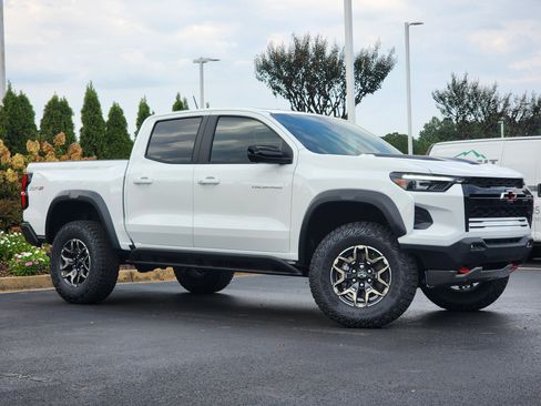 New 2026 Chevrolet Colorado ZR2 w/ Technology Package image 2