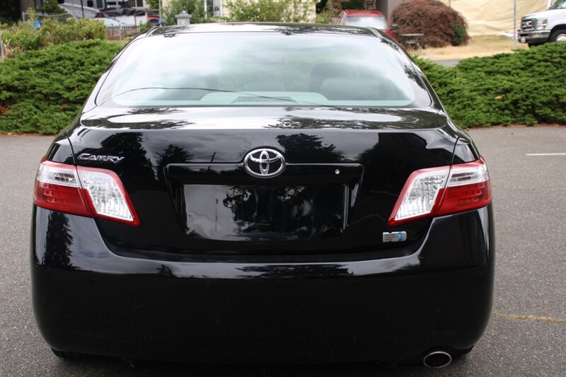 Used 2009 Toyota Camry Hybrid w/ Upgrade Pkg w/ Navigation FWD image 11