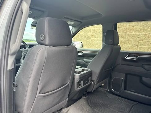 Used 2025 Chevrolet Silverado 1500 LT AWD/4WD image 10