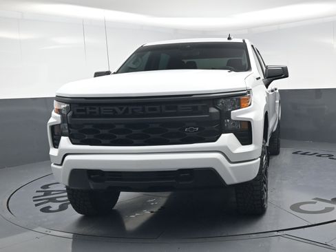 Used 2025 Chevrolet Silverado 1500 Custom w/ Turbomax Blackout Package AWD/4WD image 5