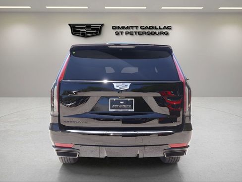 Used 2021 Cadillac Escalade Sport w/ LPO, ONYX Package AWD/4WD image 4
