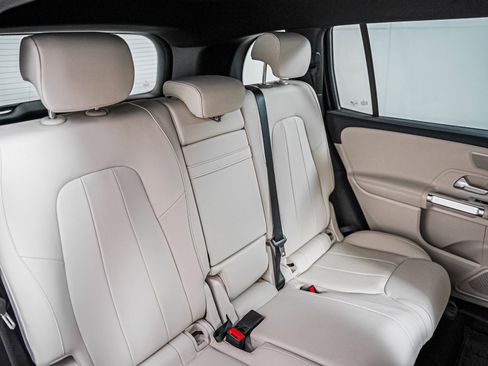 Certified 2023 Mercedes-Benz EQB 300 4MATIC image 14