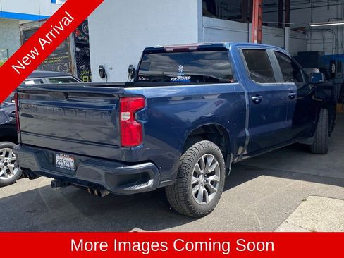 Used 2021 Chevrolet Silverado 1500 RST w/ Z71 Off-Road Package AWD/4WD image 3
