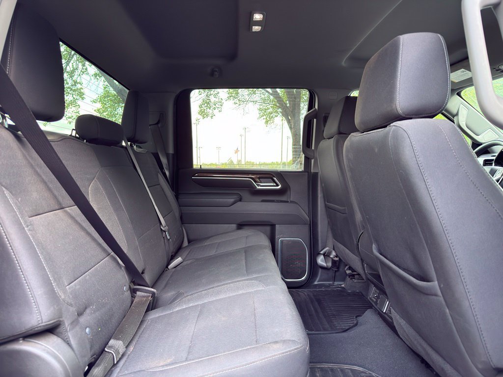 Used 2025 Chevrolet Silverado 2500 LT w/ Convenience Package AWD/4WD image 27