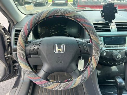 Used 2006 Honda Accord SE image 17