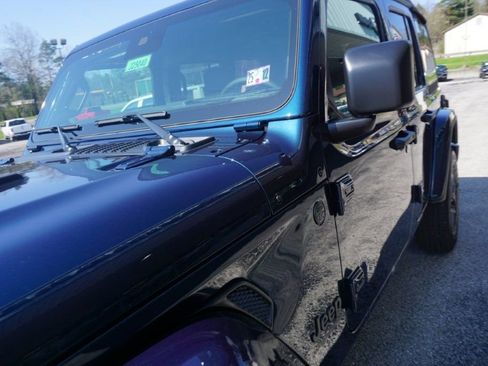 New 2025 Jeep Wrangler Sahara image 11