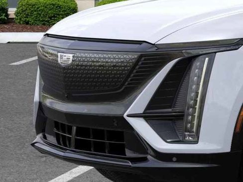 New 2026 Cadillac Lyriq Sport AWD/4WD image 14