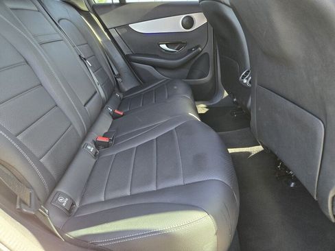 Used 2020 Mercedes-Benz GLC 300 w/ Premium Package image 15