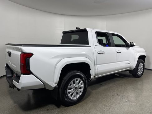 New 2026 Toyota Tacoma SR5 AWD/4WD image 3