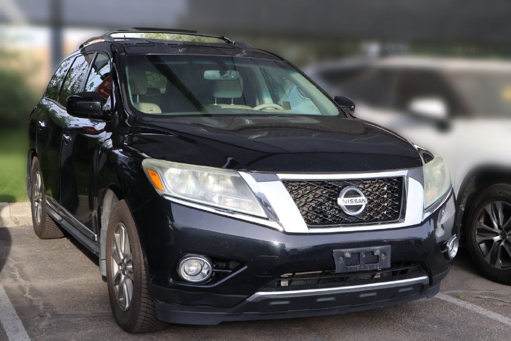 Used 2013 Nissan Pathfinder SL AWD/4WD image 12