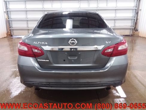 Used 2018 Nissan Altima 2.5 SV image 8