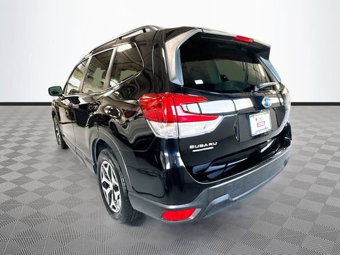 Used 2023 Subaru Forester Premium AWD/4WD image 37