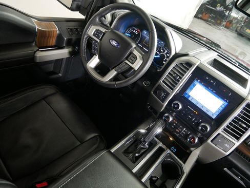 Used 2016 Ford F150 Lariat w/ Equipment Group 502A Luxury image 9