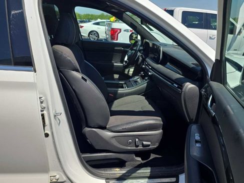 Used 2024 Hyundai Palisade Calligraphy image 12