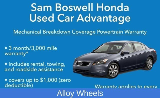 Used 2025 Nissan Rogue SV AWD/4WD image 3
