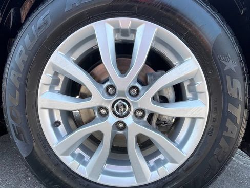 Used 2018 Nissan Rogue SV w/ Sun & Sound Touring Package AWD/4WD image 14