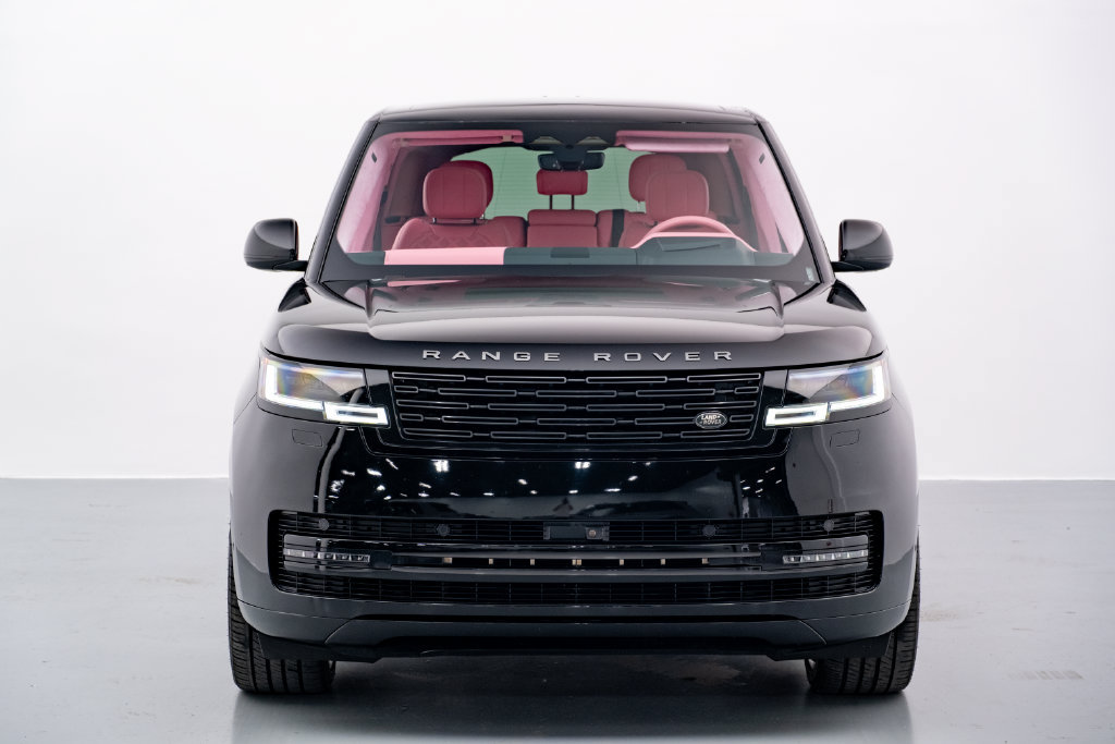 Used 2025 Land Rover Range Rover Long Wheelbase SE AWD/4WD image 4