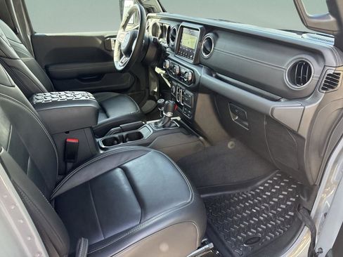 Used 2023 Jeep Wrangler Sahara w/ Cold Weather Group image 20