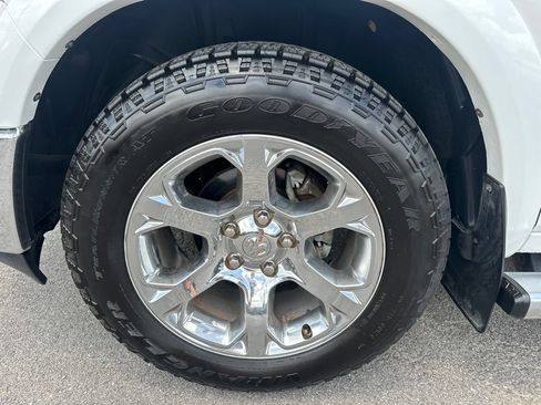 Used 2018 RAM 1500 Laramie w/ Convenience Group AWD/4WD image 13