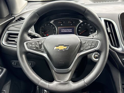 Used 2022 Chevrolet Equinox Premier FWD image 17