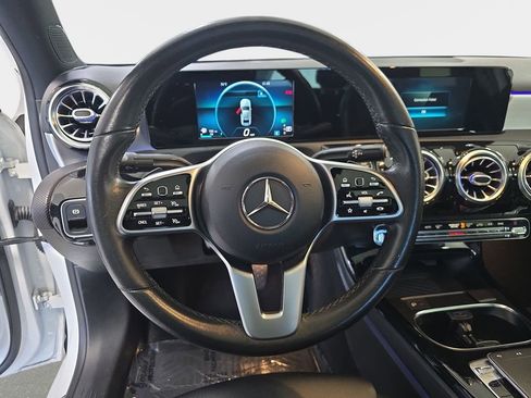 Used 2019 Mercedes-Benz A 220 image 19