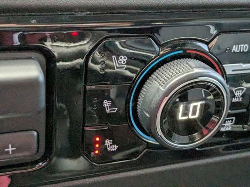 Used 2024 Chevrolet Silverado 1500 LTZ w/ Technology Package image 23