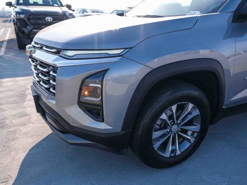 Used 2025 Chevrolet Equinox LT w/ Convenience Package II AWD/4WD image 10