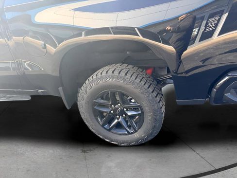 New 2026 Chevrolet Silverado 1500 Custom Trail Boss w/ LPO, Dark Essentials Package image 10