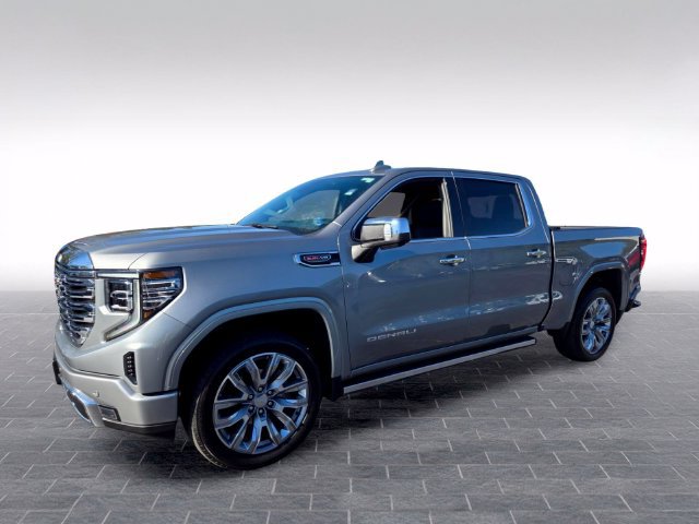 Used 2025 GMC Sierra 1500 Denali w/ Denali Reserve Package AWD/4WD image 3