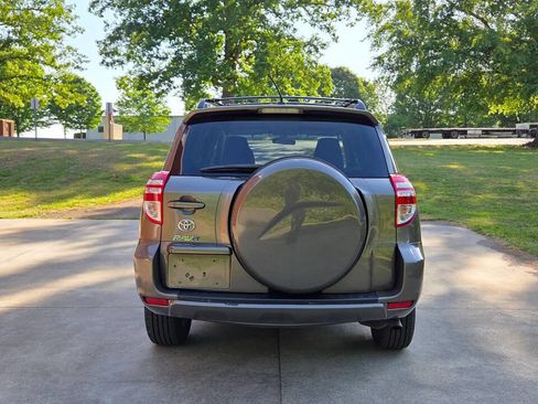 Used 2011 Toyota RAV4 2WD w/ Base L4 Extra Value Pkg image 6